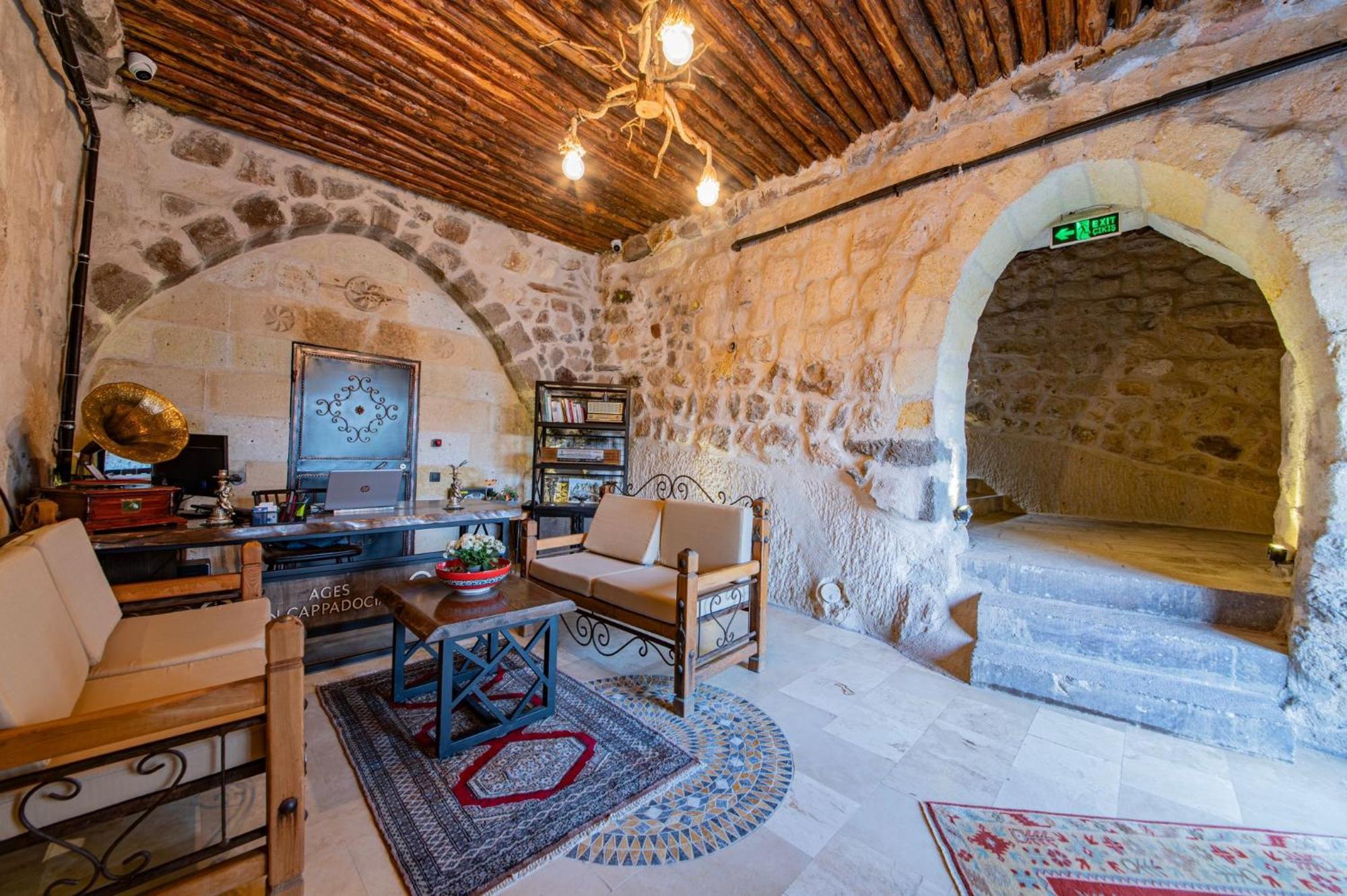 Ages In Cappadocia Hotel Üchisar Bagian luar foto