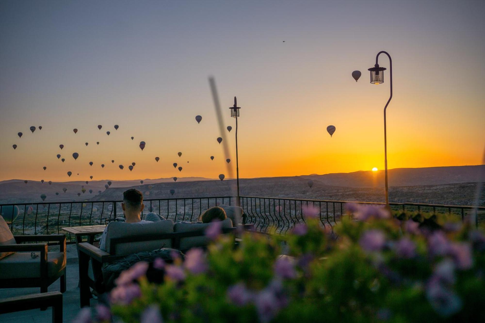 Ages In Cappadocia Hotel Üchisar Bagian luar foto
