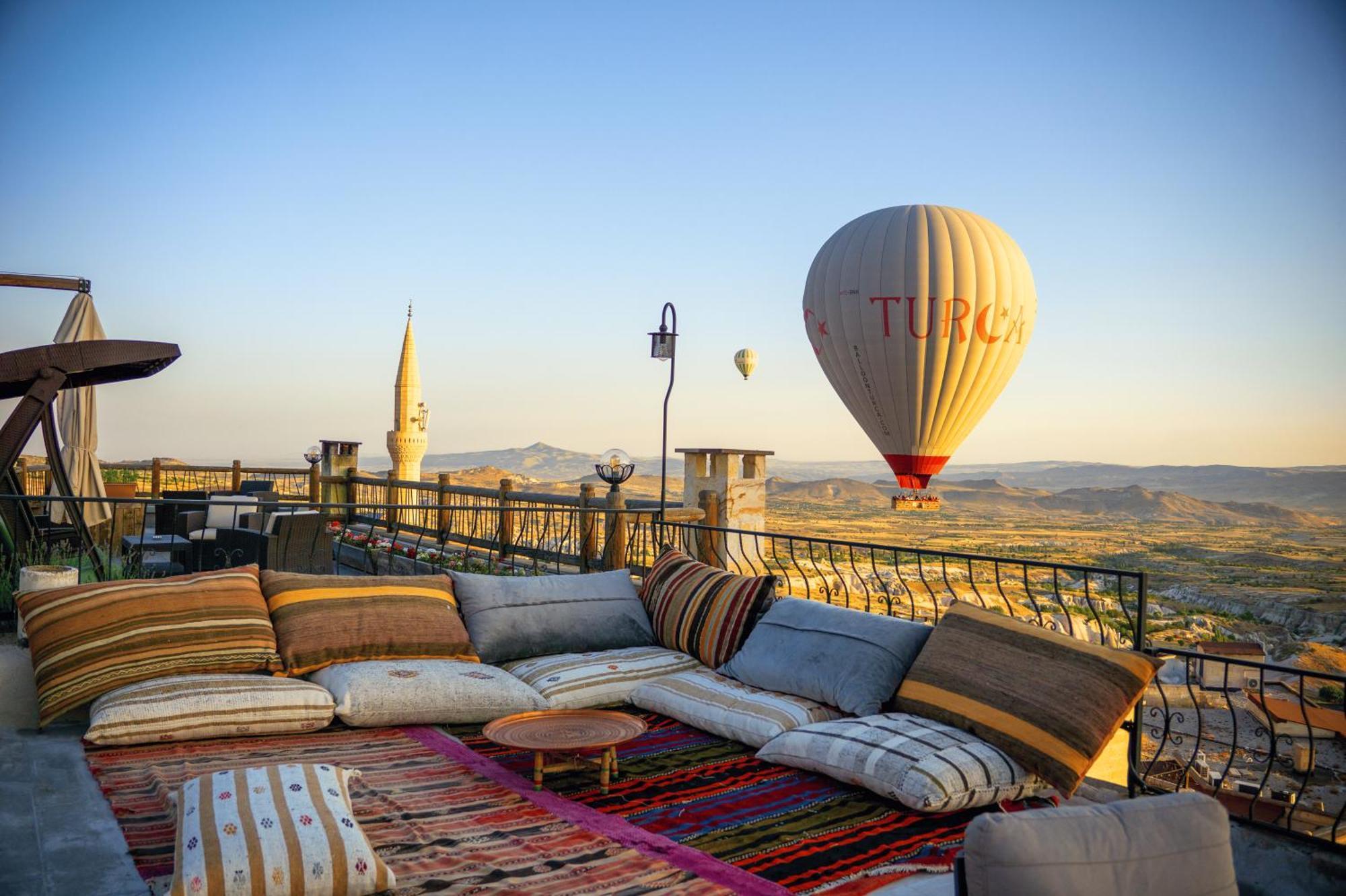 Ages In Cappadocia Hotel Üchisar Bagian luar foto