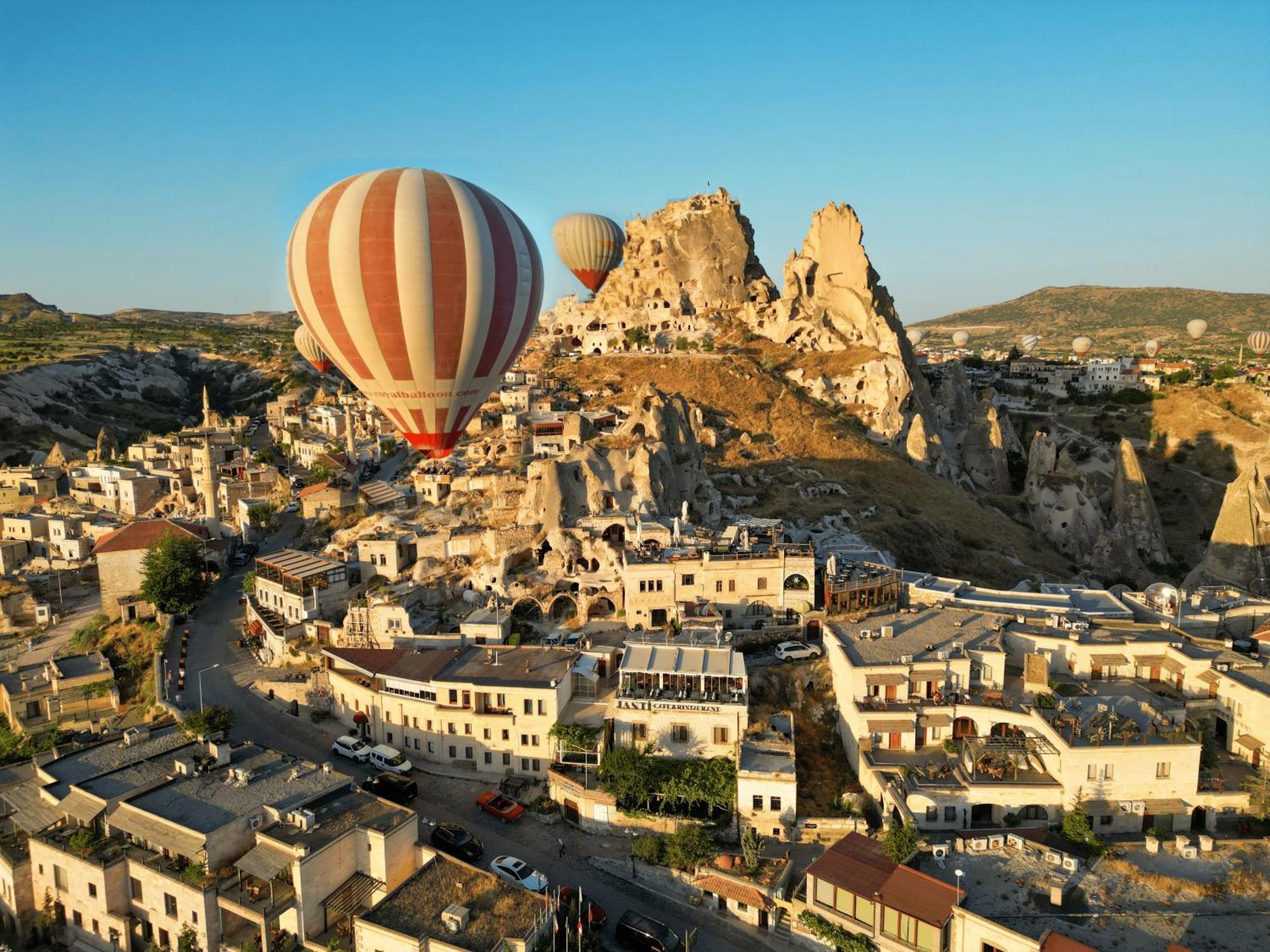 Ages In Cappadocia Hotel Üchisar Bagian luar foto