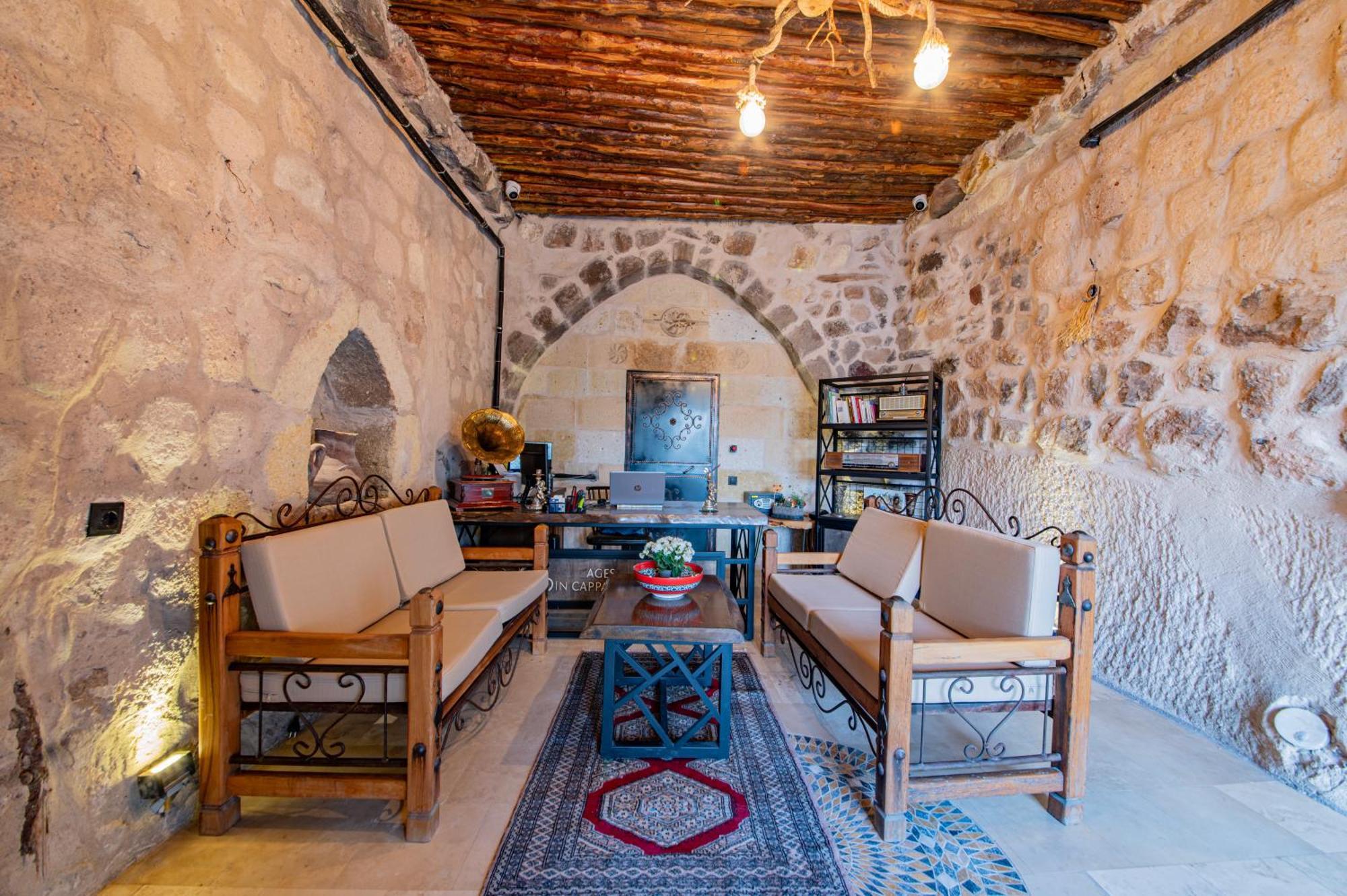 Ages In Cappadocia Hotel Üchisar Bagian luar foto