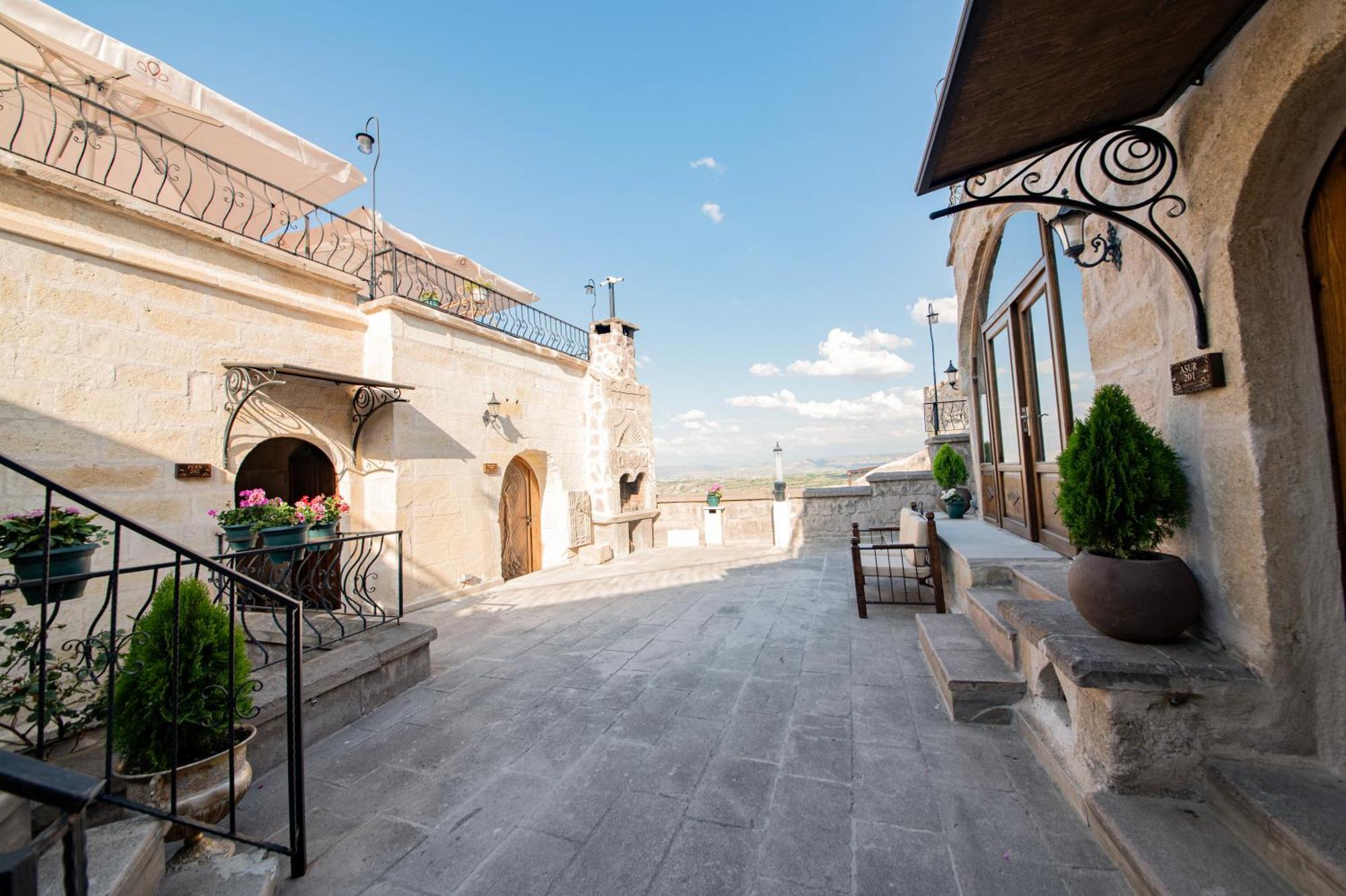 Ages In Cappadocia Hotel Üchisar Bagian luar foto