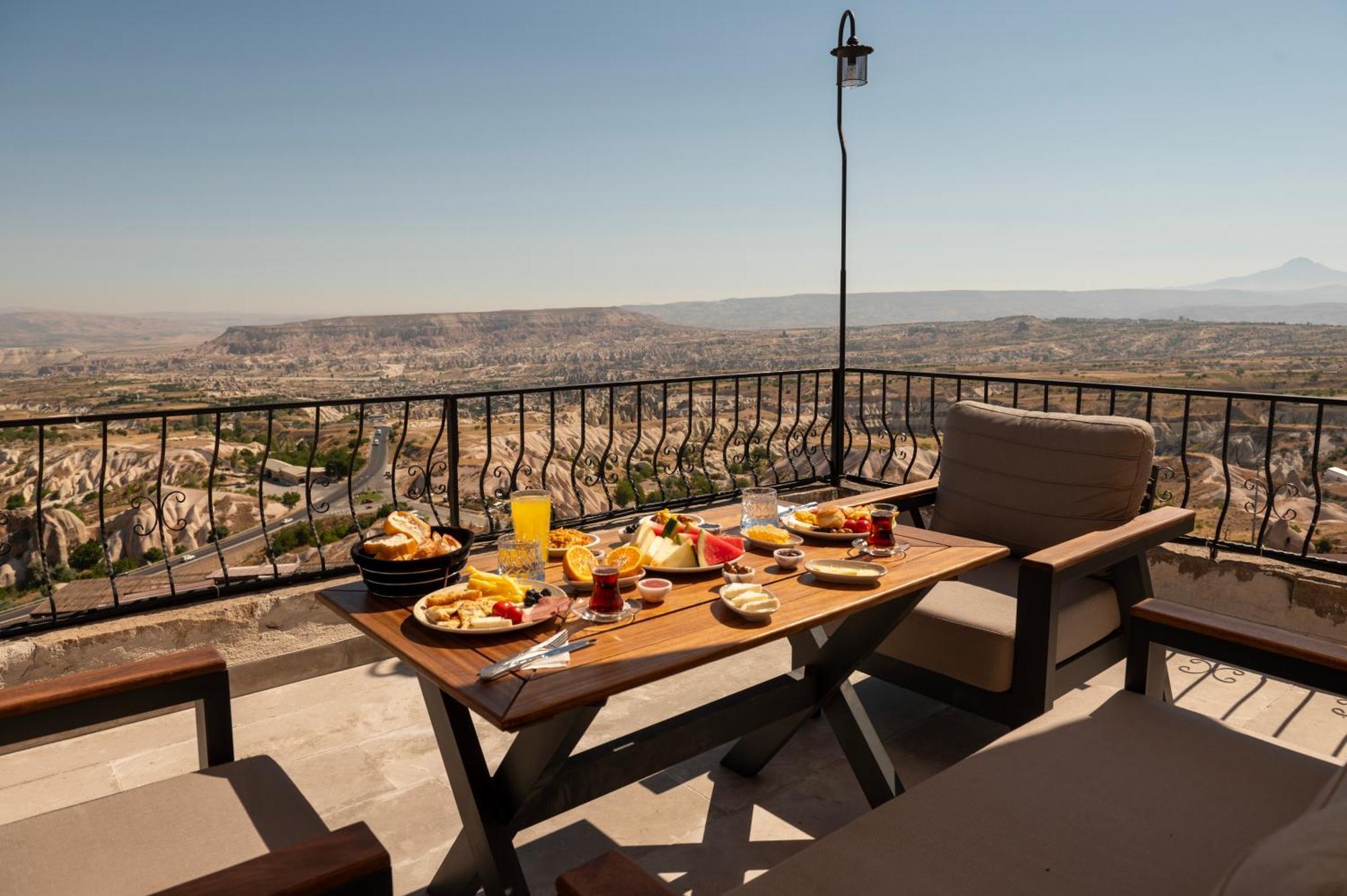 Ages In Cappadocia Hotel Üchisar Bagian luar foto